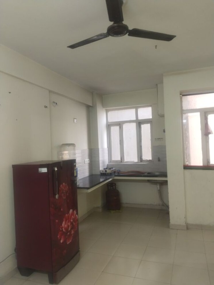 Kitchen, auric-city-homes 3 Bedroom 672 Sq.Ft. Apartment In Sector 82 Faridabad 9860100