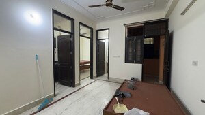 Parking in 1 BHK Apartment at Chattarpur – for Rent