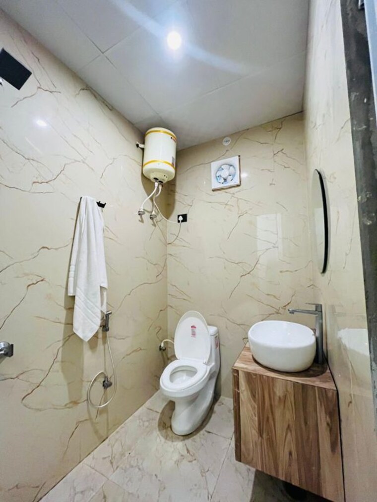 Bathroom, takshaya-green 6+ Bedroom 1500 Sq.Ft. Penthouse In Nijampur Malhaur Lucknow 9860184