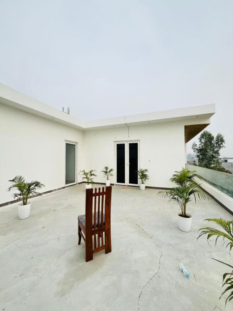Room, takshaya-green 6+ Bedroom 1500 Sq.Ft. Penthouse In Nijampur Malhaur Lucknow 9860184