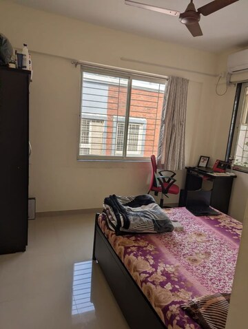 Bedroom in 2 BHK Apartment at Shree Apartments Bavdhan, Bavdhan – for Rent