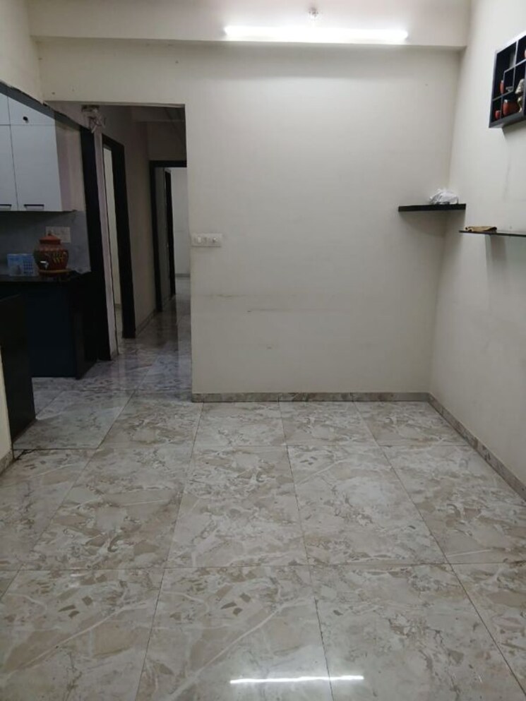 Room, larkins-pride-palms 3 Bedroom 950 Sq.Ft. Apartment In Kolshet Road Thane 9860205