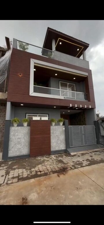 4 BHK Independent House For Sale in Bicholi Road