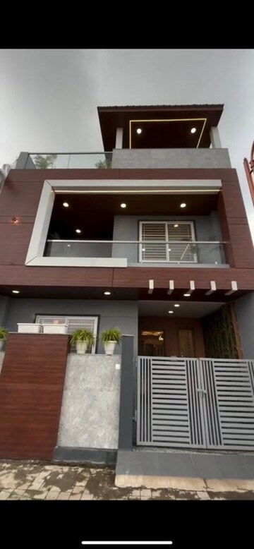 4 BHK Independent House – Exterior View View at Bicholi Road - for Sale