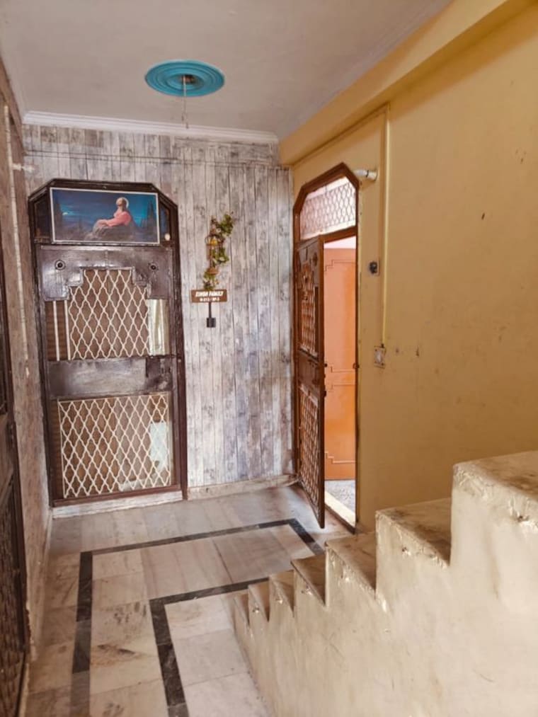 Bathroom, a block shalimar garden 2 Bedroom 690 Sq.Ft. Builder Floor In A Block Shalimar Garden Ghaziabad 9860276