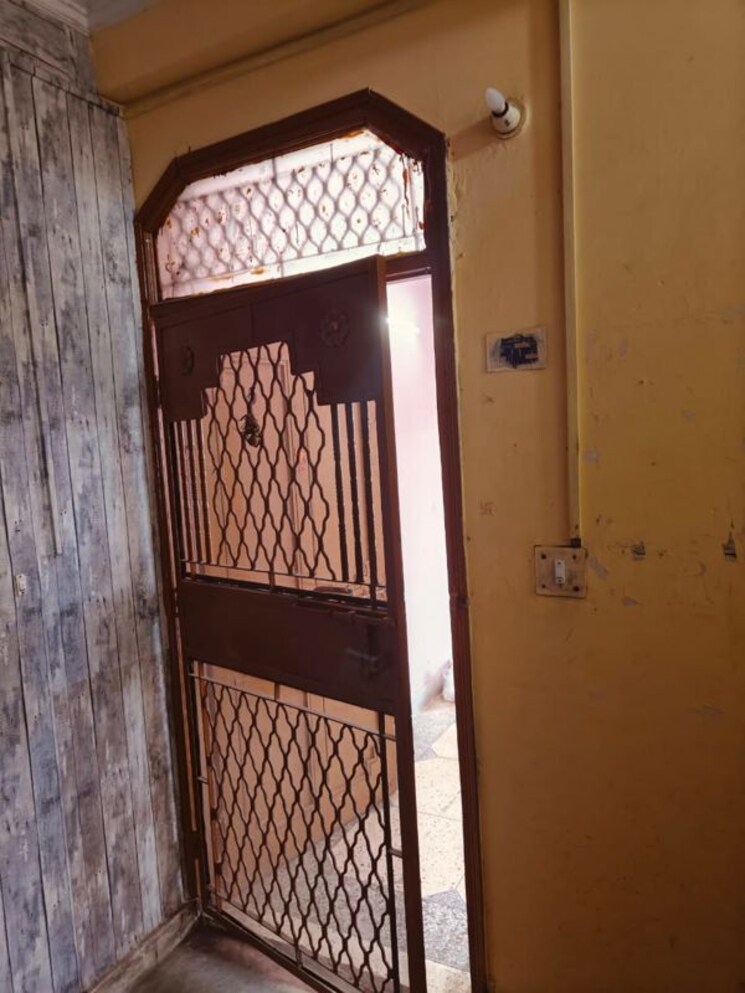 undefined, a block shalimar garden 2 Bedroom 603 Sq.Ft. Builder Floor In A Block Shalimar Garden Ghaziabad 9860286