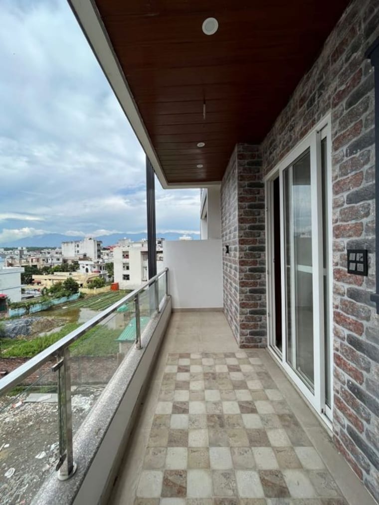 Balcony, gms road 3 Bedroom 1750 Sq.Ft. Penthouse In Gms Road Dehradun 9860369