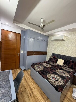 Bedroom in 3 BHK Builder Floor at Vipul World Floors, Sector 48 – for Sale