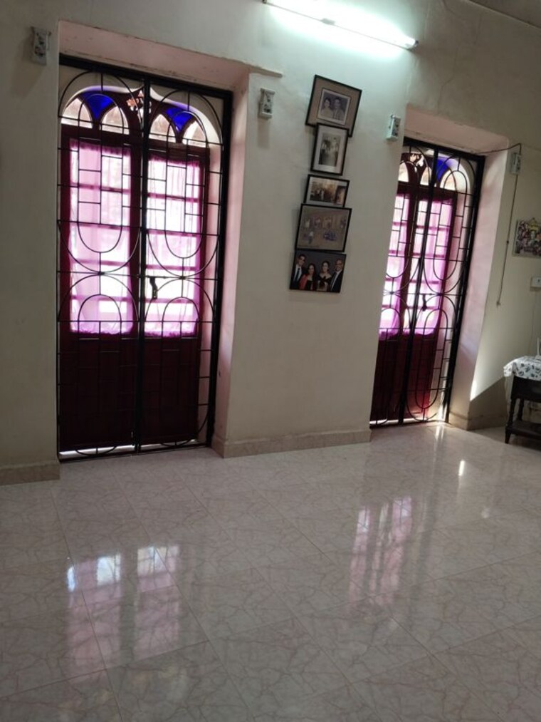 Room, chinchinim 3 Bedroom 286 Sq.Mt. Independent House In Chinchinim Goa 9860349