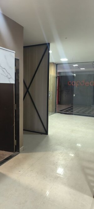  Office Space For Rent in Telibandha