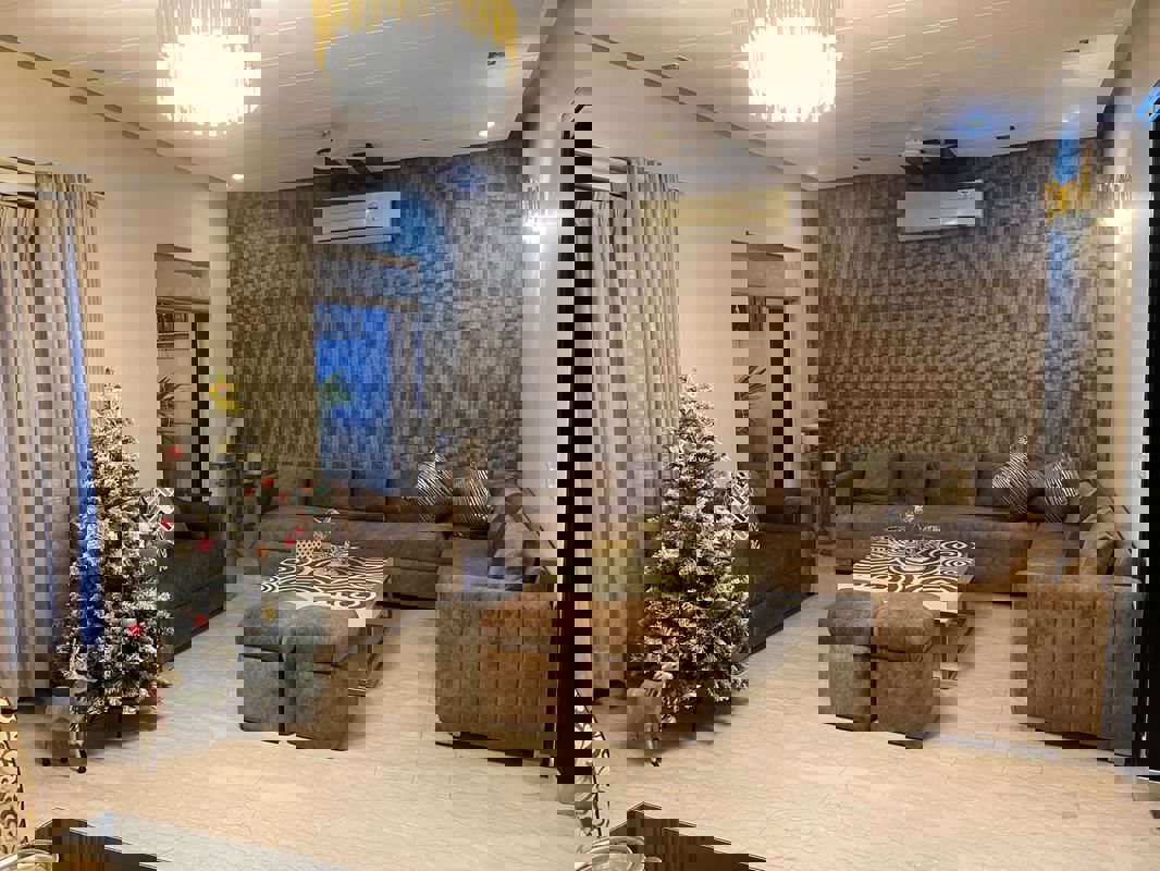 3 BHK Builder Floor For Sale in BPTP Green Oaks