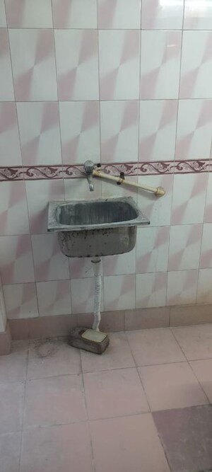 Bathroom in 3 BHK Builder Floor at The Nest Noida, Sector 31 – for Rent