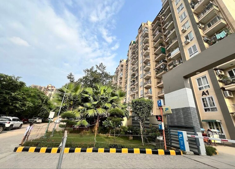 Exterior View, tulip-white 3 Bedroom 1326 Sq.Ft. Apartment In Sector 69 Gurgaon 9860546