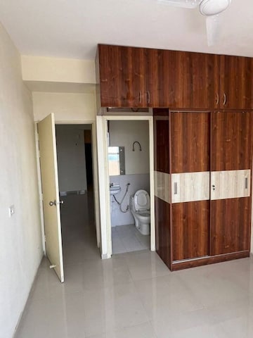 Furnished Amenities in 2 BHK Apartment at Pyramid Square 67A, Sector 67 – for Sale