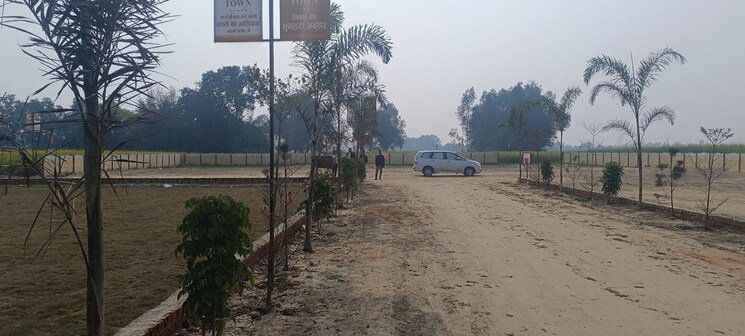 undefined, gosainganj  1250 Sq.Ft. Plot In Gosainganj Lucknow 9860616