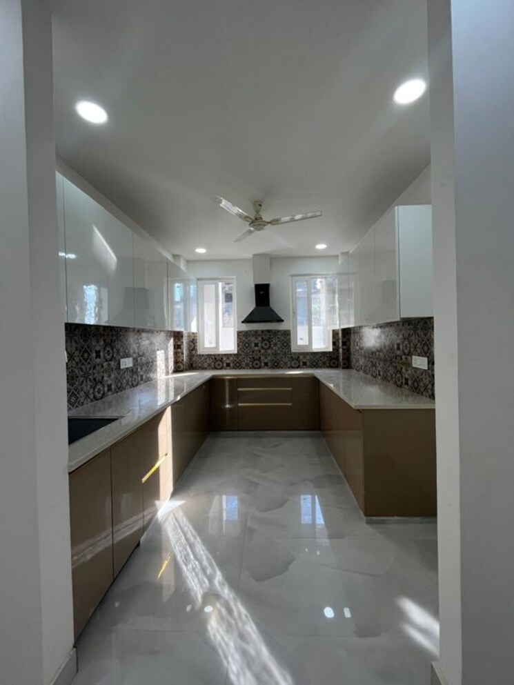 Kitchen, sahastradhara road 3 Bedroom 99 Sq.Yd. Independent House In Sahastradhara Road Dehradun 9860641
