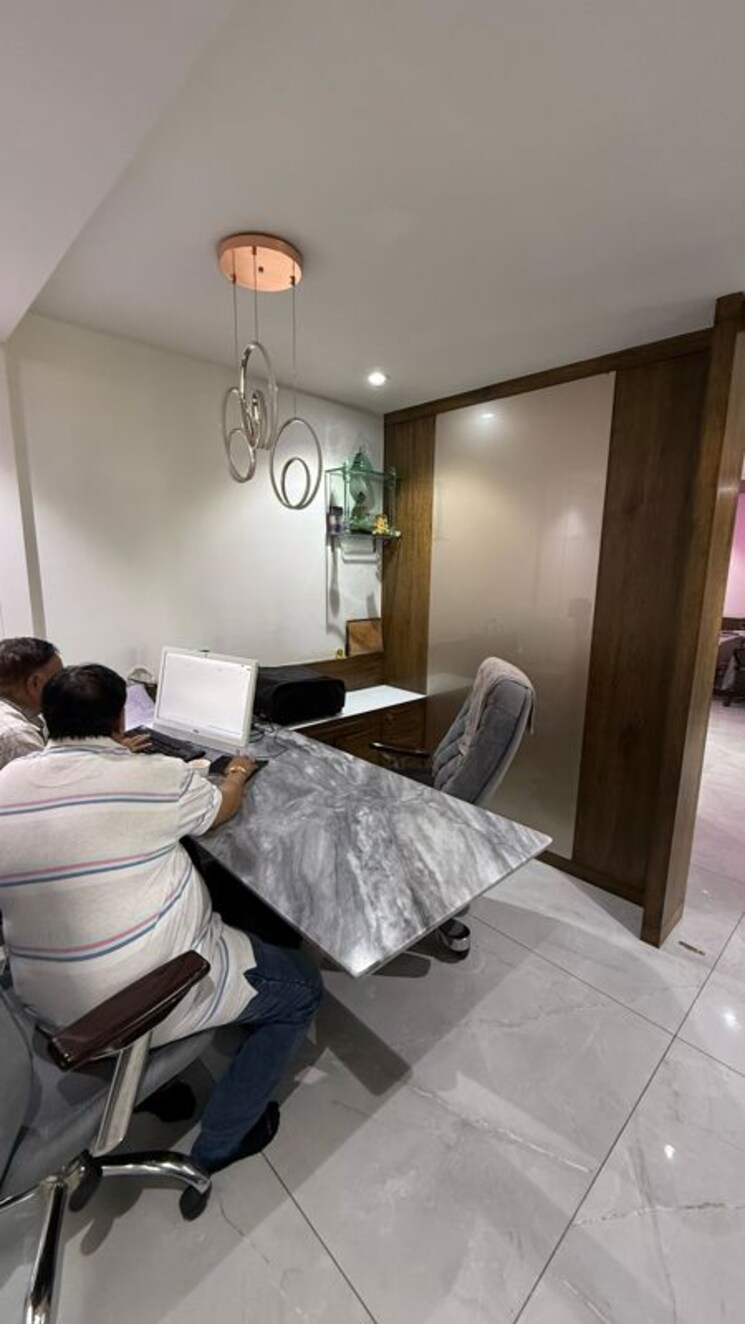 Team Area, sankalp-iconic-tower Commercial Office Space 1296 Sq.Ft. In Sanidhya Ahmedabad 9860601