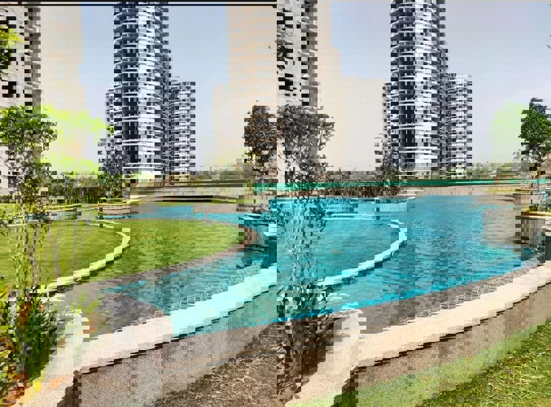 2 BHK + Pooja Room 1285 Sq.Ft. Apartment in Omaxe Lake