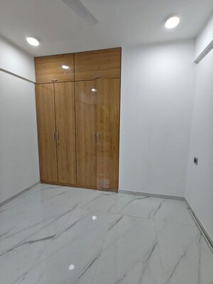 Master Bedroom in 2 BHK Apartment at Nahar Amaryllis Towers and Plaza, Chandivali – for Rent