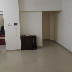 Room in 2 BHK Apartment at Sai Dwarkamai CHS, Nibm – for Rent