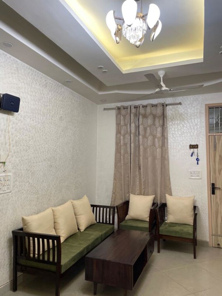 Living Room, gyan khand ii 2 Bedroom 1100 Sq.Ft. Apartment In Gyan Khand ii Ghaziabad 9860815