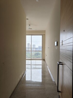 Room in 3 BHK Apartment at Tata Serein, Pokhran Road No Two – for Rent