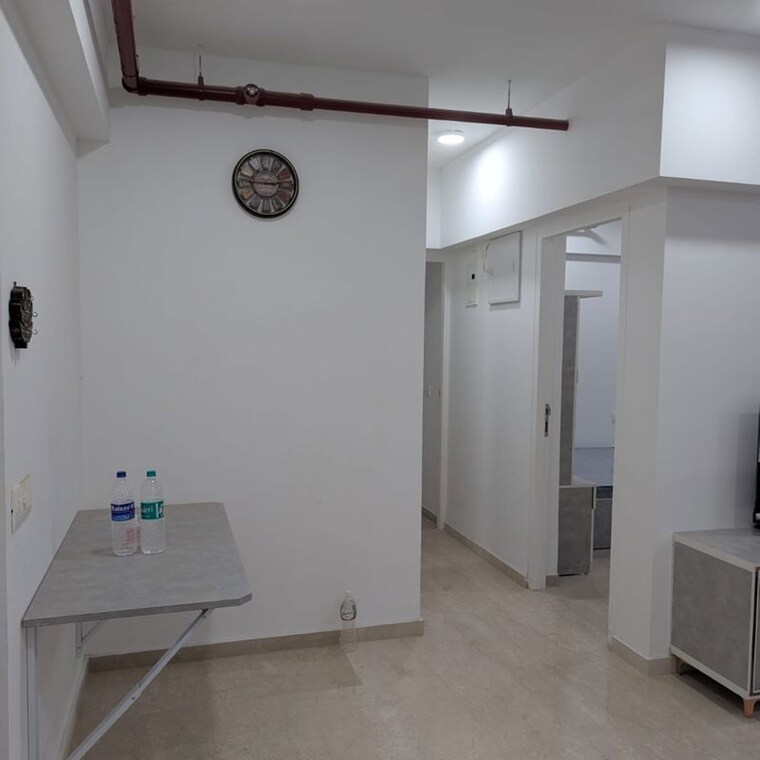 Room, powai 2 Bedroom 684 Sq.Ft. Apartment In Powai Mumbai 9860947