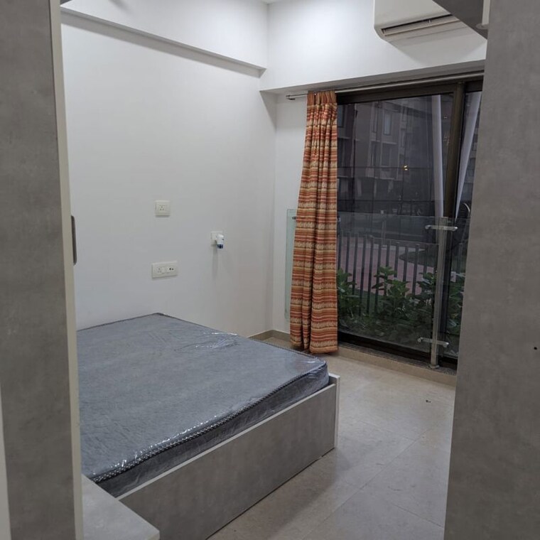 Room, powai 2 Bedroom 684 Sq.Ft. Apartment In Powai Mumbai 9860947