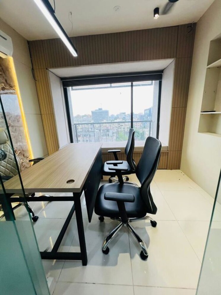 Team Area, shyamal Commercial Office Space 500 Sq.Ft. In Shyamal Ahmedabad 9860954