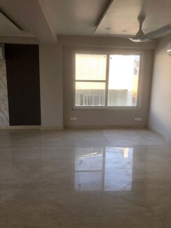 3.5 BHK + Pooja Room,Servant Room,Study Room,Extra Room Apartment For Sale in Unitech Uniworld Gardens