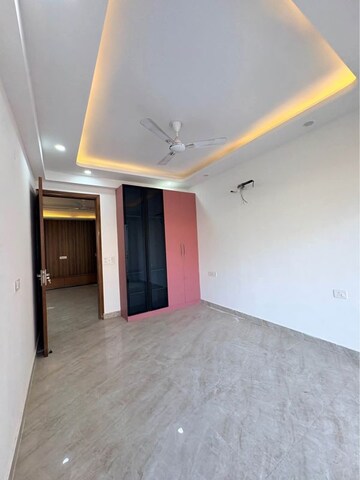 Room in 2 BHK Builder Floor at Saket – for Rent