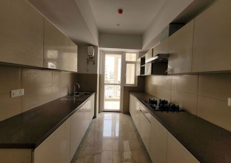 Kitchen, emaar-palm-select 3 Bedroom 1650 Sq.Ft. Apartment In Sector 77 Gurgaon 9861022