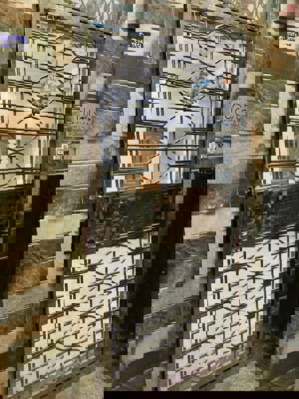 1 BHK + Pooja Room 425 Sq.Ft. Builder Floor in DLF Dilshad Plaza