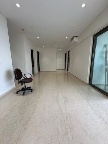 Room in 3 BHK Apartment at Adani Ten BKC, Bandra East – for Rent