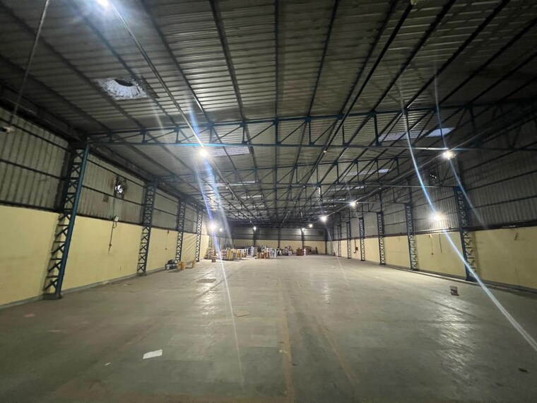 Hall, achheja Commercial Warehouse 13320 Sq.Ft. In Achheja Greater Noida 9861050