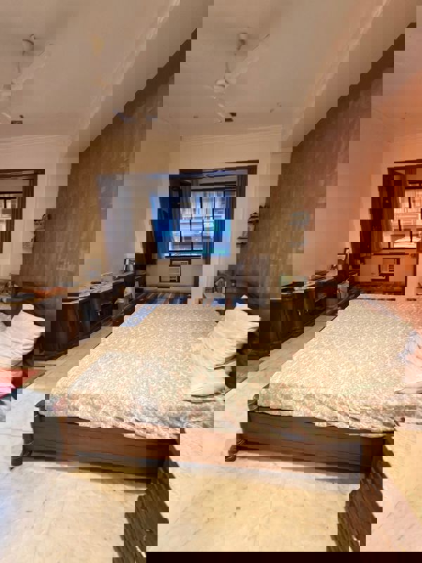 5 BHK Builder Floor For Sale in Sector 4