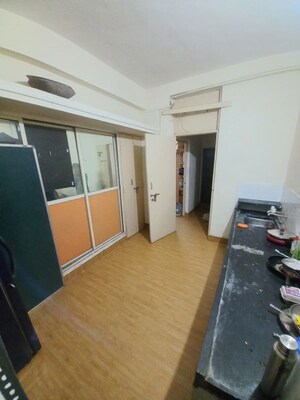 Master Bedroom in 1 BHK Apartment at Sakal Nagar CHS, Aundh – for Rent