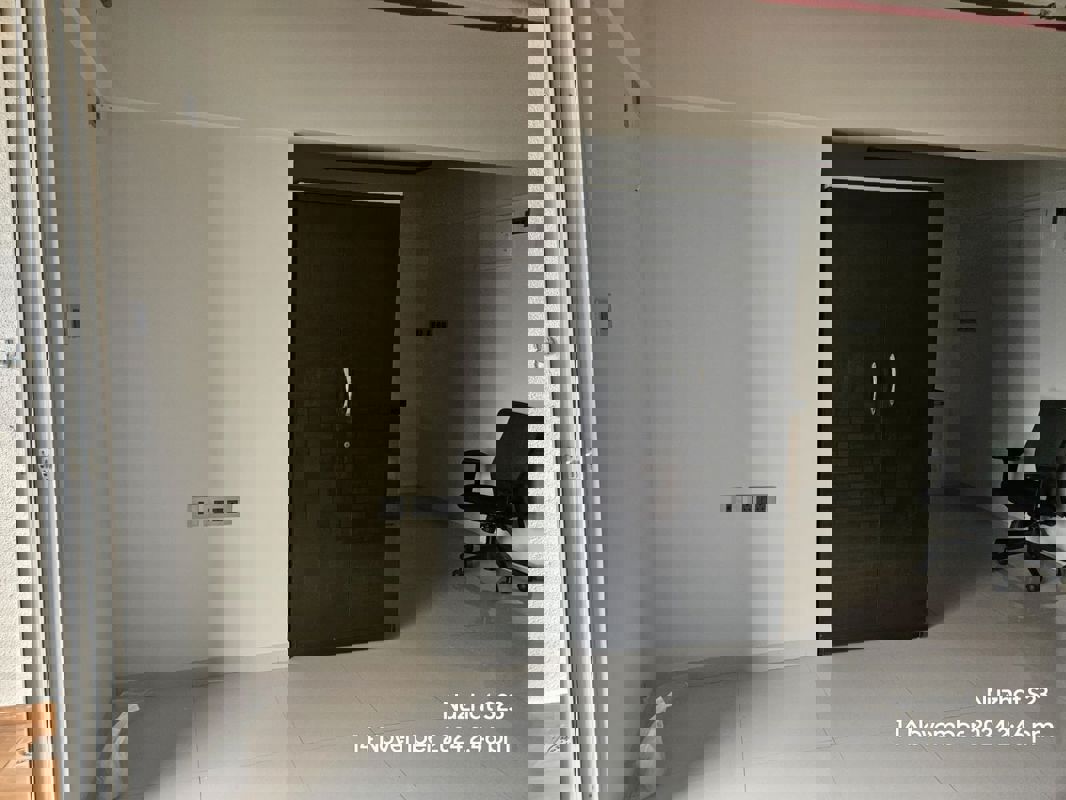 1 BHK + Servant Room Apartment For Rent in Brahma Waterbay