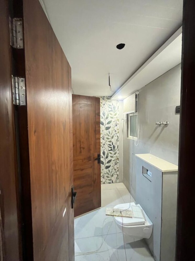 Bathroom, sahastradhara 3 Bedroom 1900 Sq.Ft. Builder Floor In Sahastradhara Dehradun 9861140