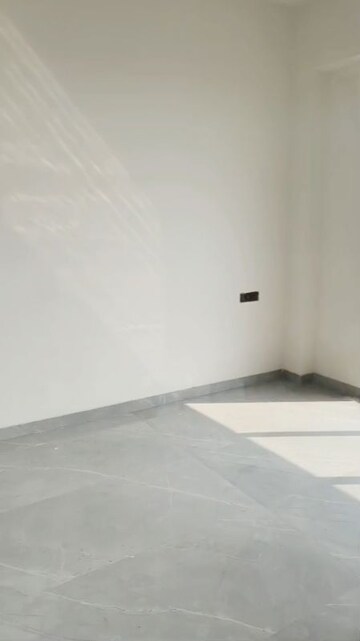 2 BHK Apartment For Sale in Jeevdani Oakwood, Nalasopara West