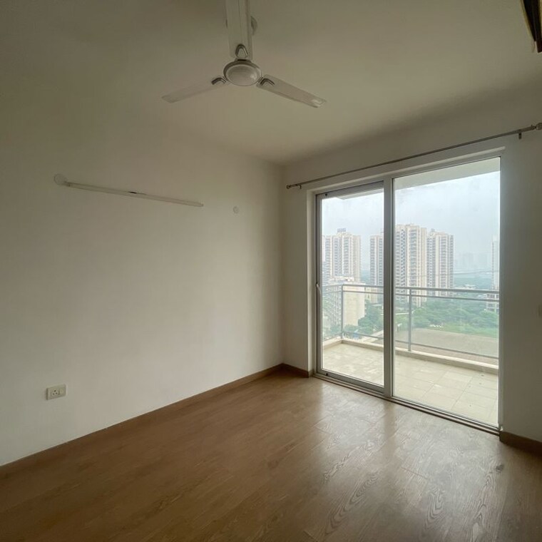 Room, emaar-imperial-gardens 3 Bedroom 2025 Sq.Ft. Apartment In Sector 102 Gurgaon 9861150