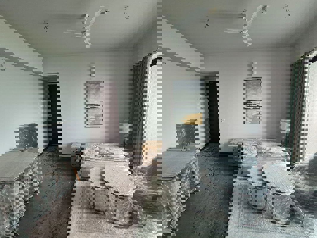 1 BHK + Pooja Room,Servant Room,Extra Room 1172 Sq.Ft. Apartment in Krisumi Waterfall Suites