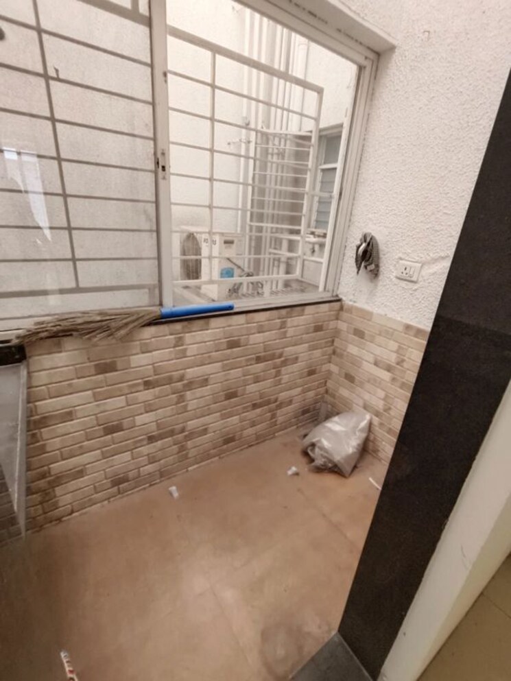 Bathroom, prathamesh-novellus 2 Bedroom 1200 Sq.Ft. Apartment In Kothrud Pune 9861178