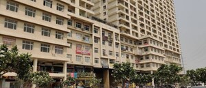  Shop For Sale in Paramount Golfforeste Villas, Zeta I Greater Noida