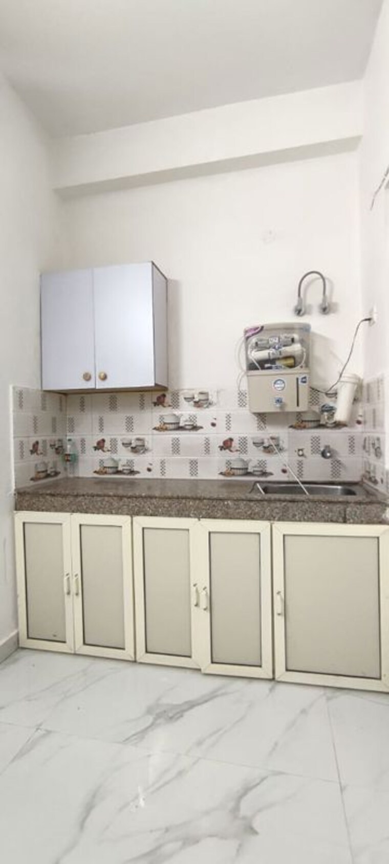 Kitchen, saket 1 RK 450 Sq.Ft. Builder Floor In Saket Delhi 9861200