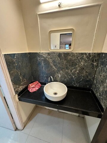 Furnished Amenities in 1 BHK Apartment at Salisbury Park – for Rent