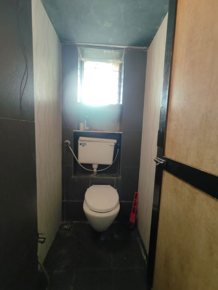 Bathroom, manali-chs-malad 1 Bedroom 415 Sq.Ft. Apartment In Malad West Mumbai 9861216