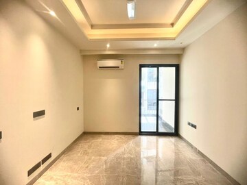 Building Lobby in 3 BHK Builder Floor at Gulmohar Park – for Rent
