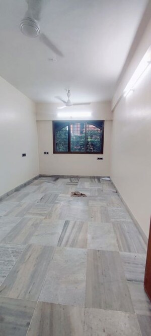 Room in 1 BHK Apartment at Royal Pleasant Park CHS, Malad West – for Rent