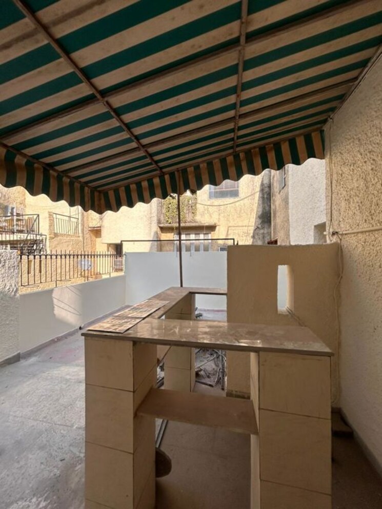 Kitchen, sheikh sarai phase 2 3 Bedroom 200 Sq.Yd. Apartment In Sheikh Sarai Phase 2 Delhi 9861328